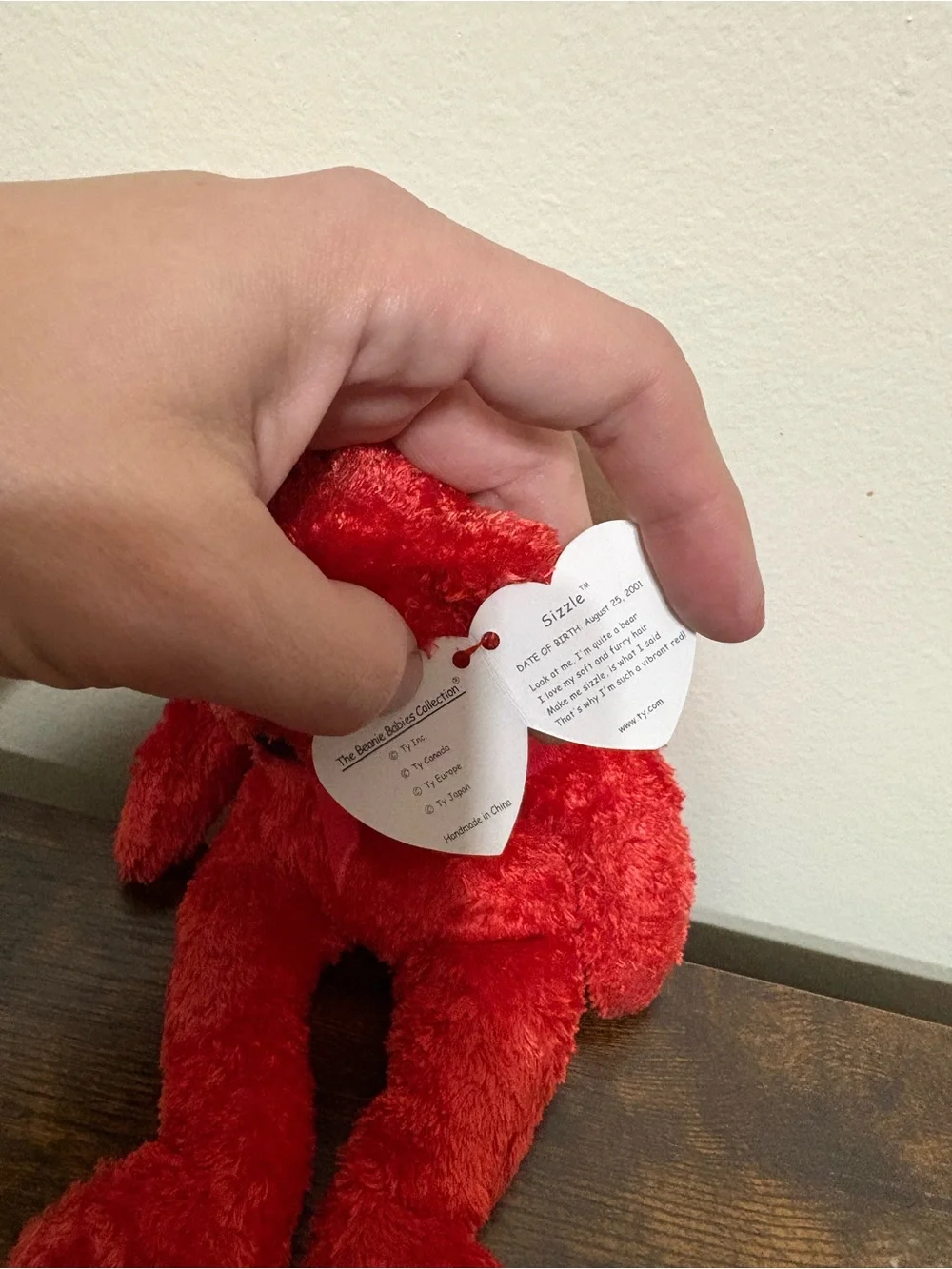 2001 Ty Beanie Baby Sizzle The Red Bear 8in stuffed animal